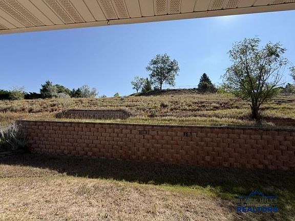 2nd image of 3712 Park Dr