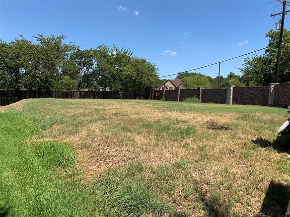 3rd image of 6401 Tuscany Park Dr