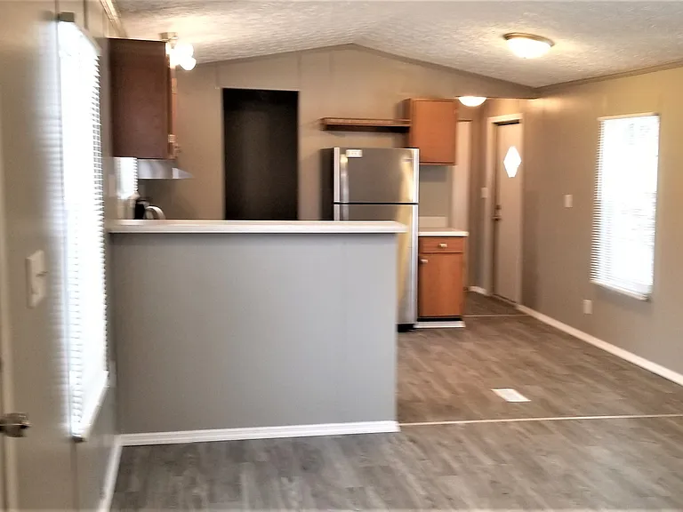 Royal Oaks Estates — Photo 8