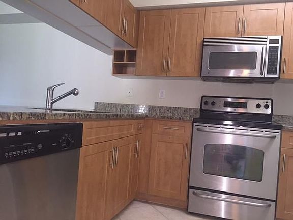 5th image of 6511 Emerald Dunes Dr APT 205