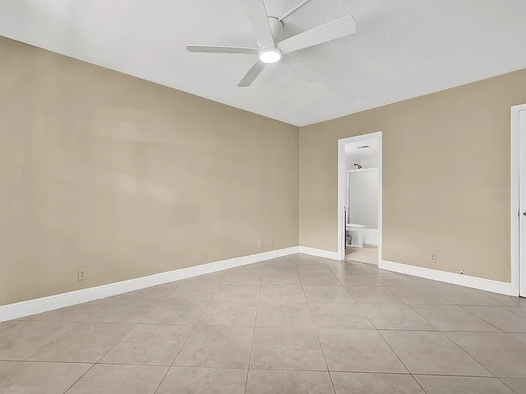 5501 NW 2nd Ave #111 — Photo 12