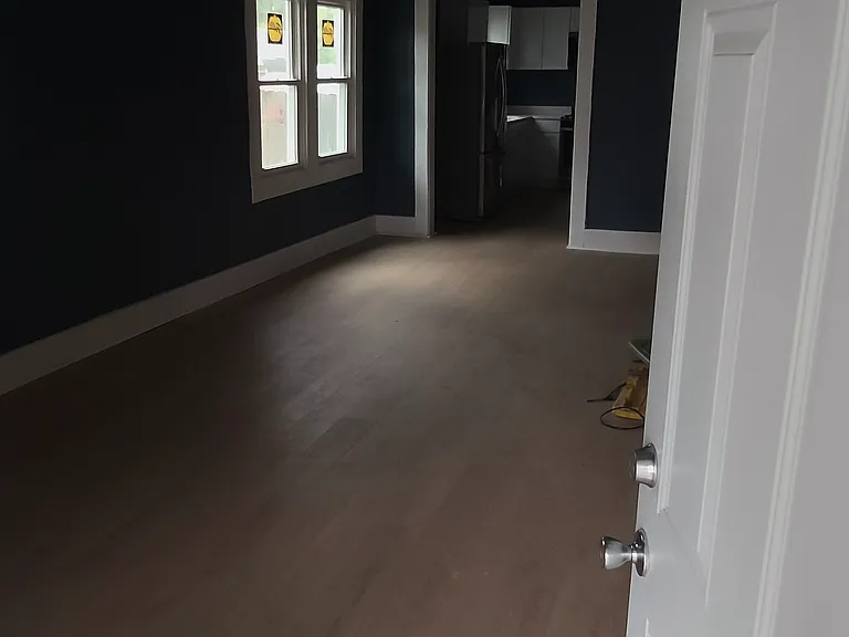 1242 S Reisner St — Photo 2