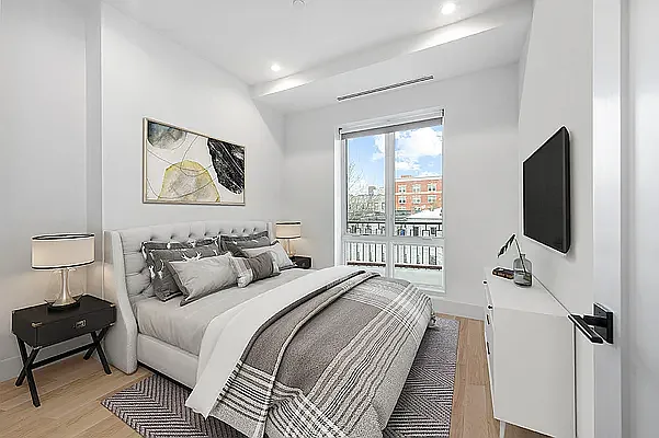 Sold by Compass | media 10