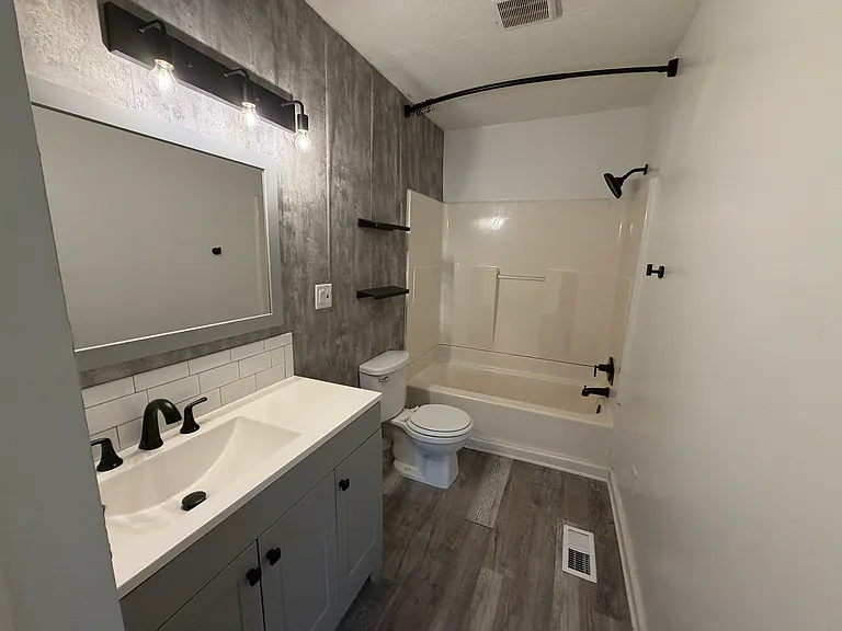 226 County Road 217 — Photo 11
