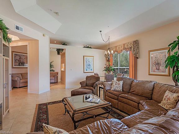 3rd image of 1875 Les Chateaux Blvd Unit 201