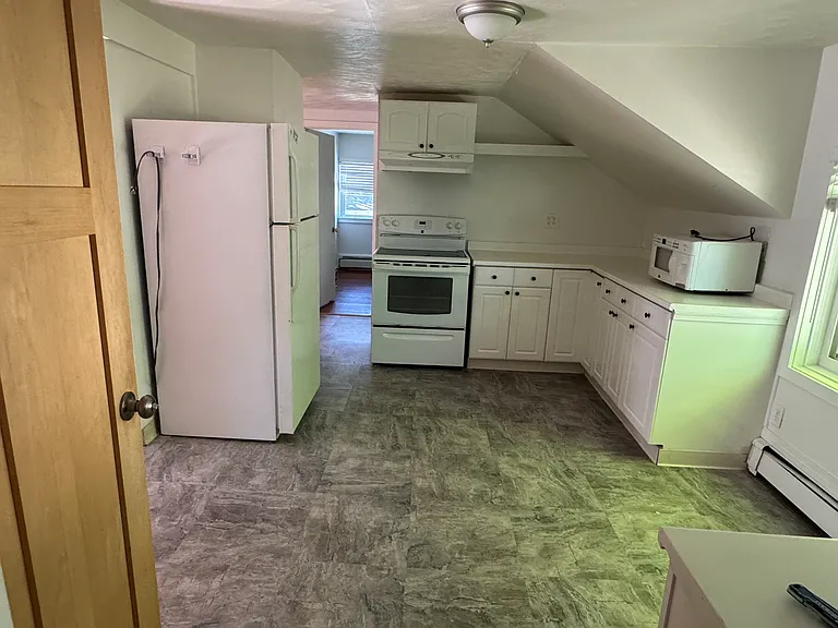 109 Park Dr #2 — Photo 16