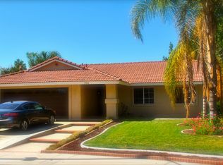 19454 Fredonia Ct, Riverside, CA 92508