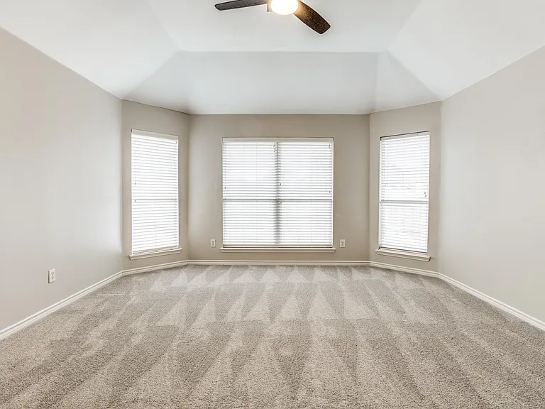 6415 Day Spring Dr — Photo 28