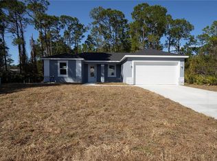 1013 Aston Martin Dr, Sebring, FL 33872