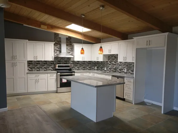 3322 Silver Oak Ln, Vista, CA 92084