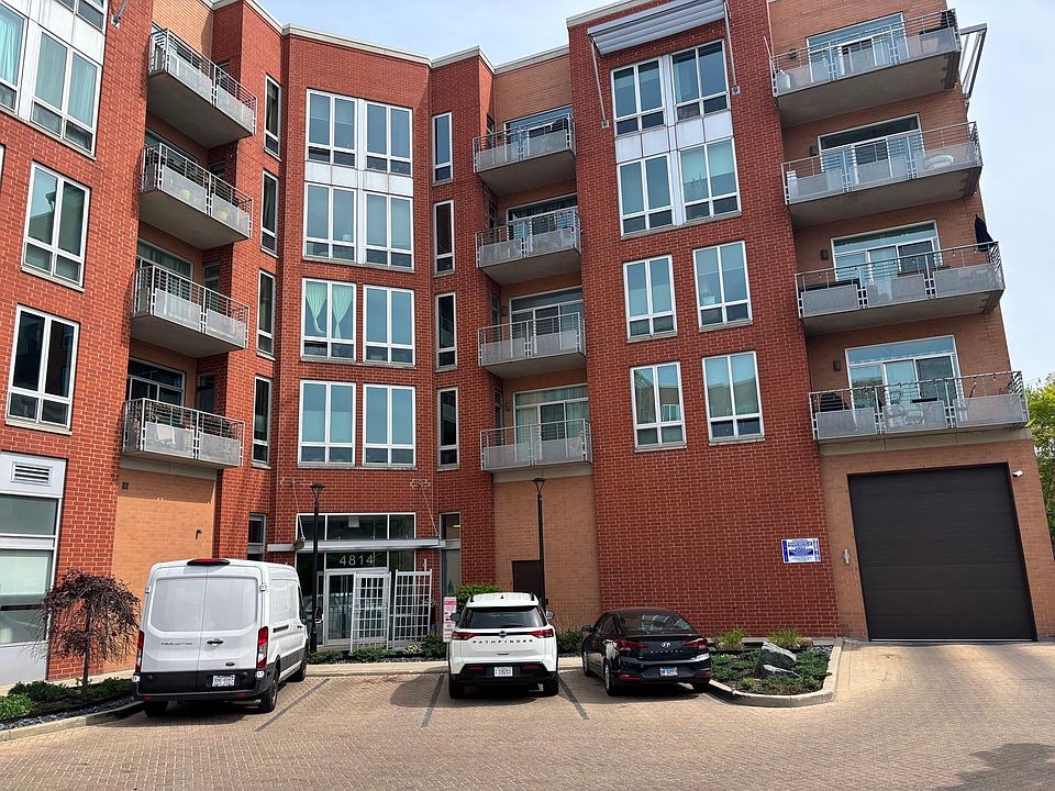 1st image of 4814 N Clark St APT 204S