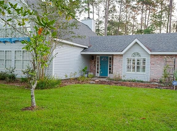 2nd image of 33 Cherokee Dr