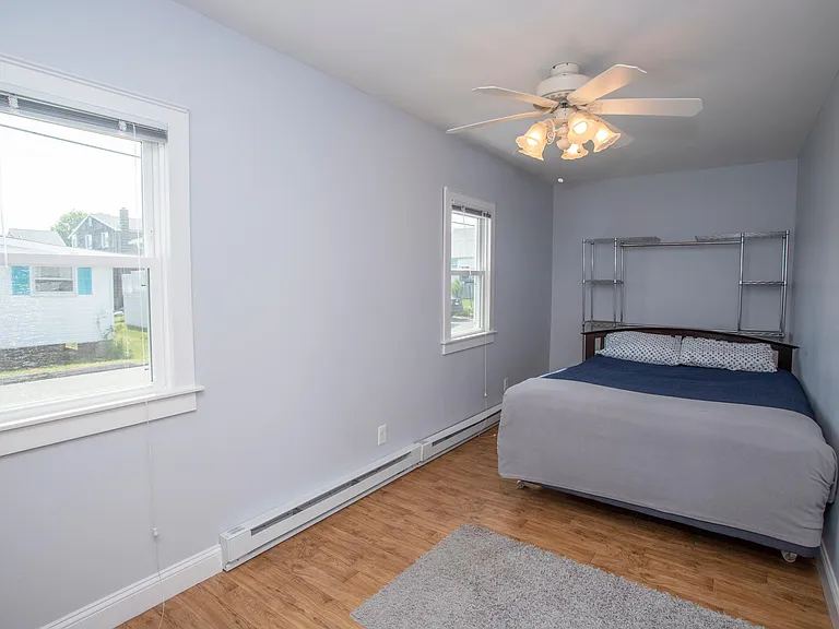 455 Seaside Ave — Photo 15