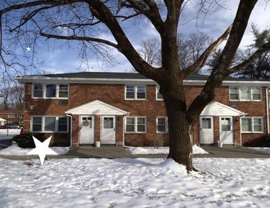 2710 South Road #E11, Poughkeepsie, NY, 12601