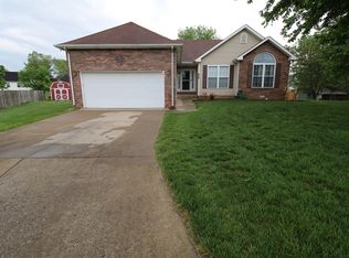638 Clydesdale Ct, Clarksville, TN 37043