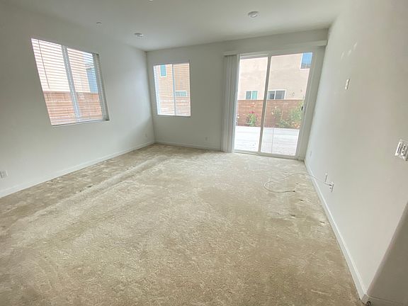 5th image of 3653 Shale Ave