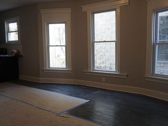 2nd image of 342 Sanford Ave Floor 2