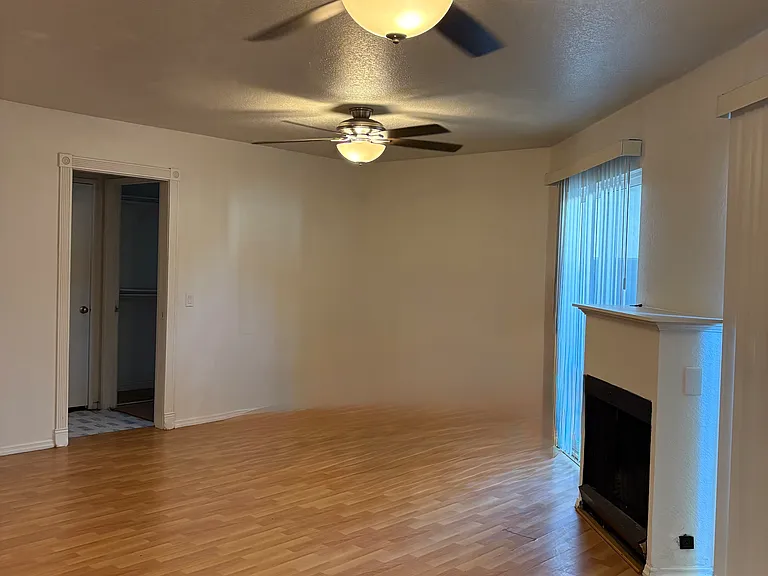 1150 W Phillips St — Photo 6