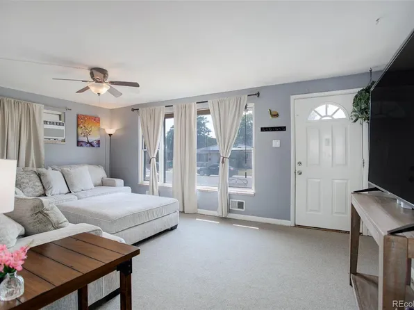 516 Emporia Street, Aurora, CO 80010