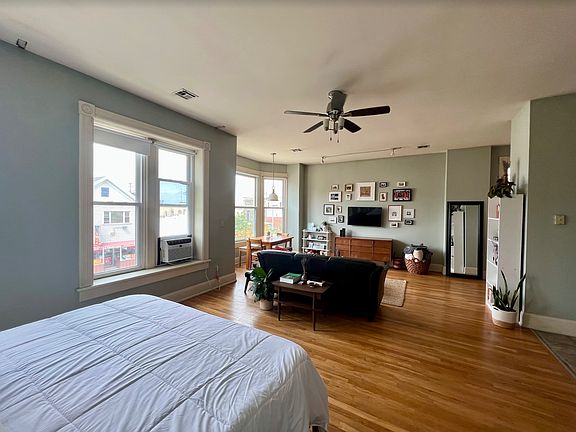 5th image of 1016 S 5th St APT 3