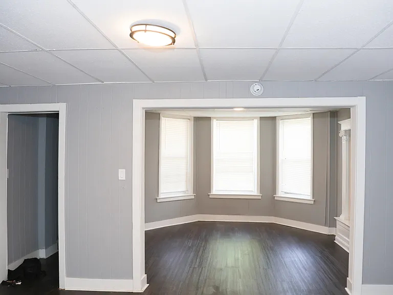738 E Marquette Rd #1 — Photo 5