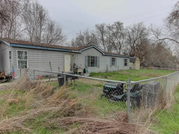 609 E Sunset Dr, Burbank, WA 99323