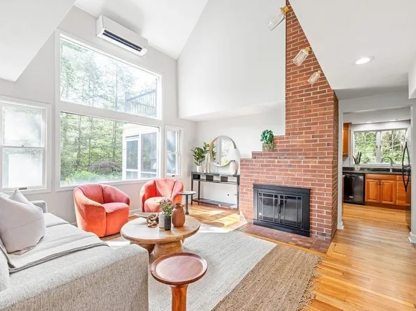 18 Brook Ln, Sudbury, MA 01776