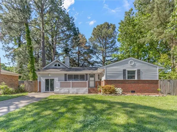 369 Gracie Rd, Chesapeake, VA 23325