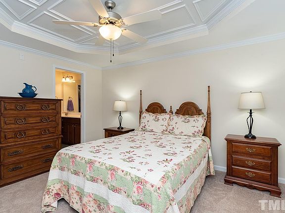 5th image of 3305 Bartlett Cir