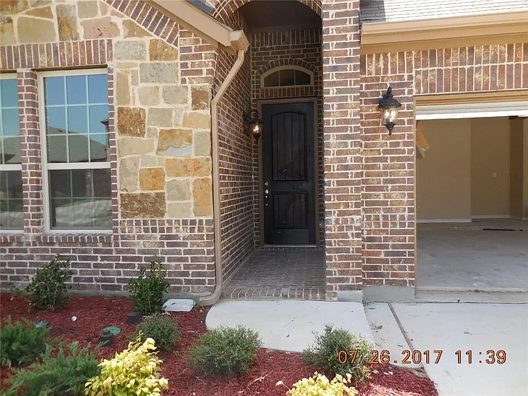 12916 Coast Way — Photo 2