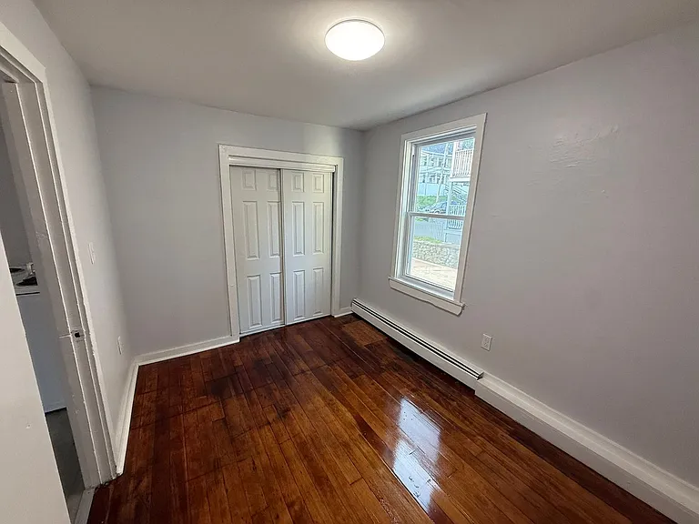 88 Cross St — Photo 8