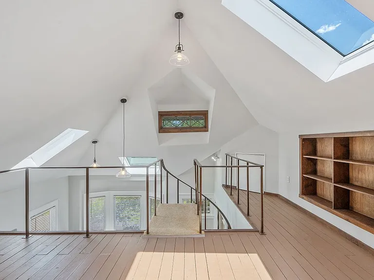 818 Maryland Ave — Photo 7