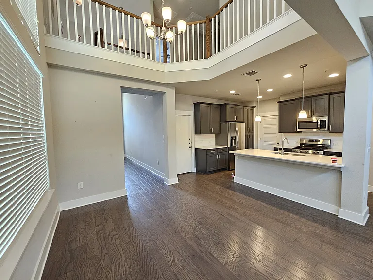 7808 Wildcat Pass — Photo 3