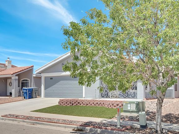 3rd image of 4036 Tierra Morena Dr