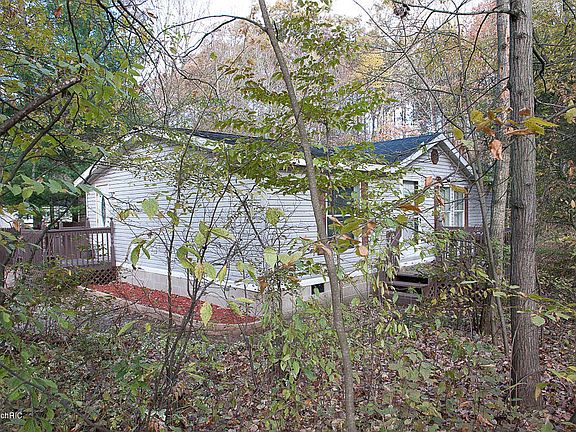 5th image of 21018 White Cloud Dr