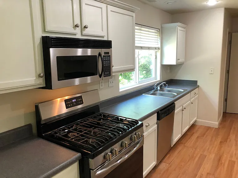 3711 Compass Pointe Ave — Photo 11