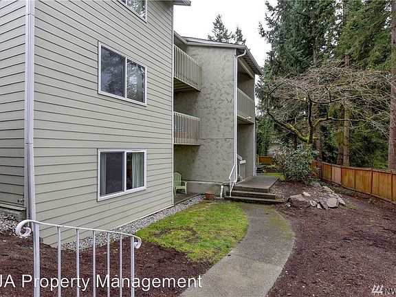 2nd image of 9474 Redmond Woodinville Road Ne ##a101w