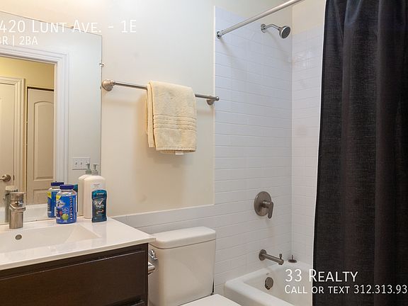 4th image of 1420 W Lunt Ave APT 1E