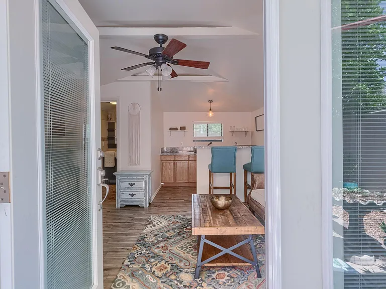 2-2626 E Hedrick Dr #2 — Photo 13