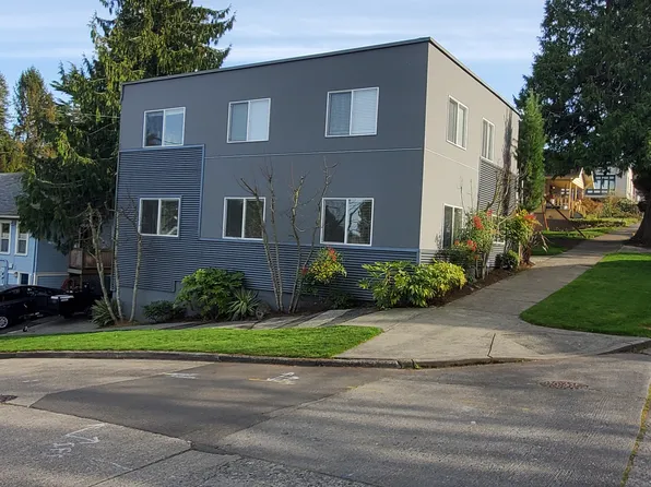 6216 Linden Ave N APT A, Seattle, WA 98103
