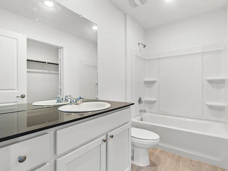 10507 Padron Bnd — Photo 3