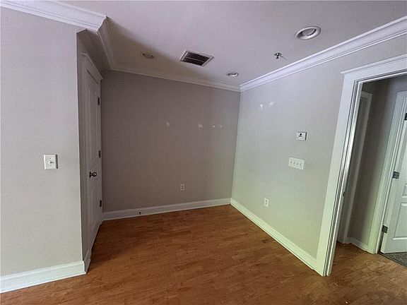 3rd image of 490 Barnett Shoals Rd APT 920