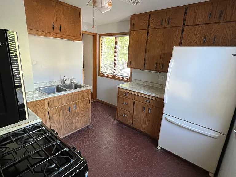 255 Curtice St W #255 — Photo 6
