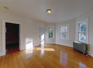 2 Poplar St #1, Providence, RI 02906