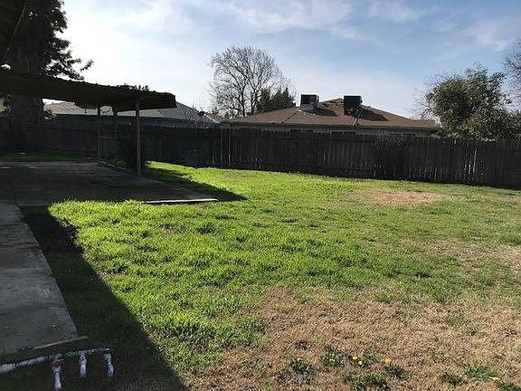 2nd image of 8837 Los Olivos Ct