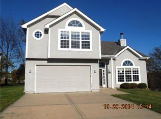 5615 N Mercier Dr, Kansas City, MO 64118