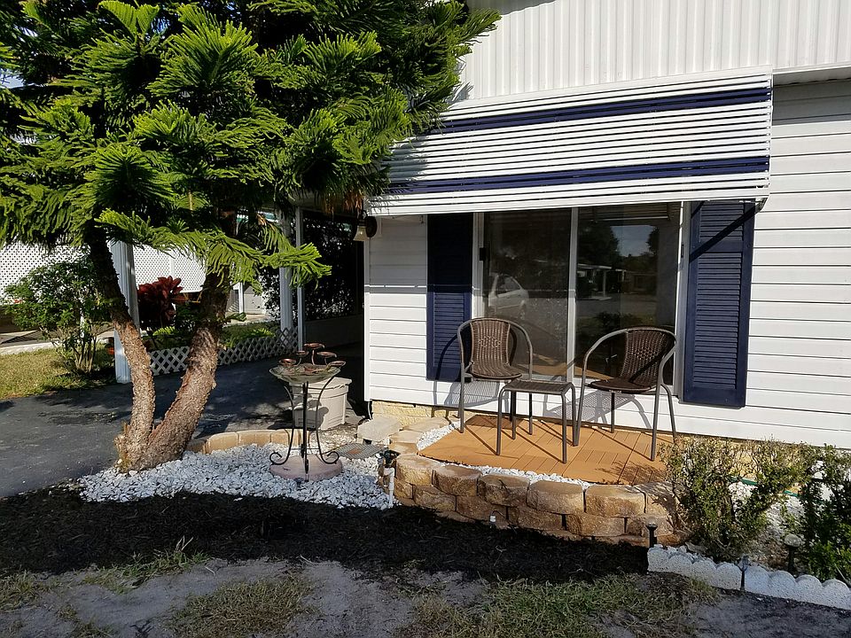 1st image of 110 E Sterling Way
