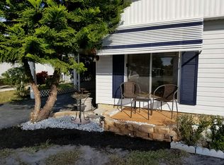 110 E Sterling Way, Leesburg, FL 34788