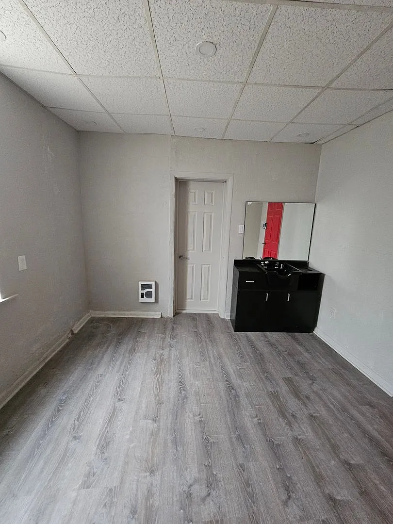 Indigo Apartments — Photo 1