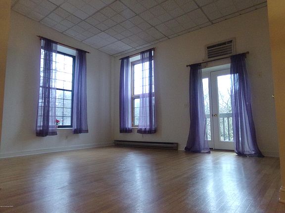 3rd image of 252 Harris St #B14